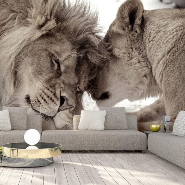 Fotobehang - Lion Tenderness (Sepia)