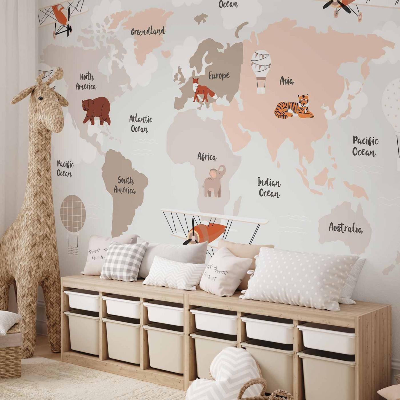 Fotobehang - Map in Shades of Beige - Continents With Animals
